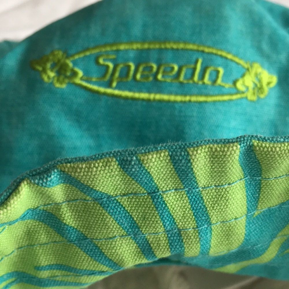 Speedo summer hat - Picture 1 of 3
